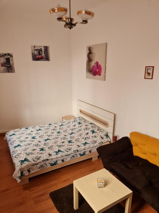 Ava Republique Apartment Brasov Exterior photo