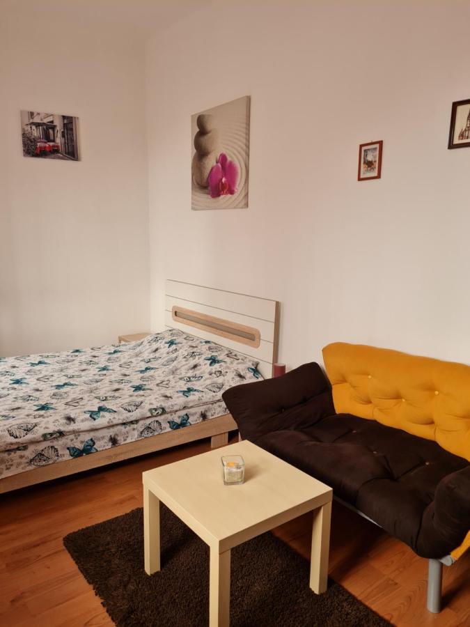 Ava Republique Apartment Brasov Exterior photo