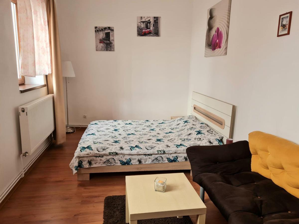 Ava Republique Apartment Brasov Exterior photo